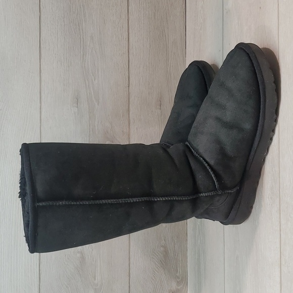 Sold Ugg Australia Women Classic Tall II Leather Sheepskin Boots shoes sz 10 - Picture 2 of 14